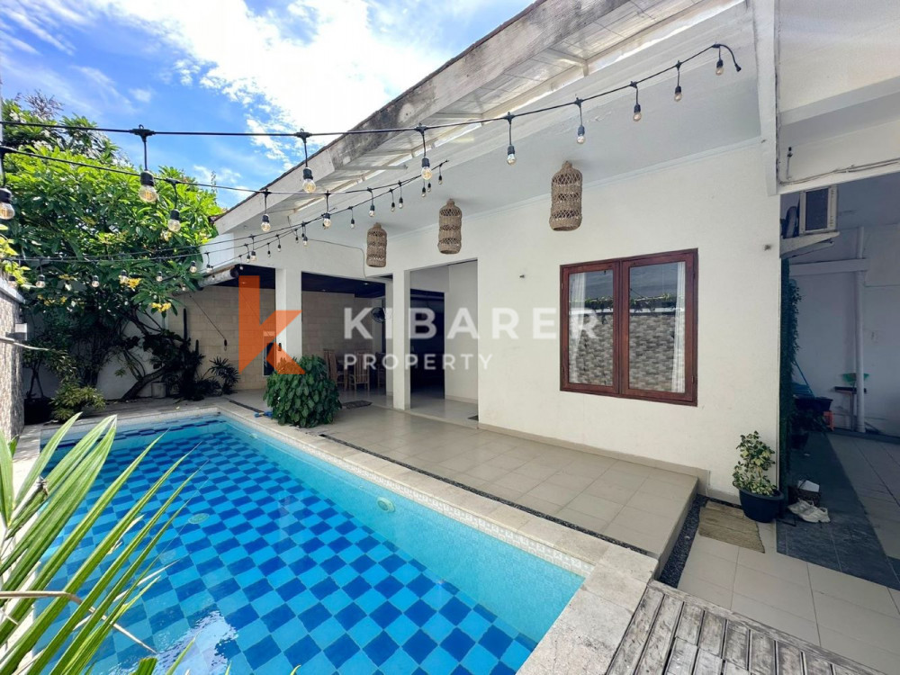 Sublease Possibility Three Bedroom Open Living Villa Situated in Tumbak Bayuh — image 1