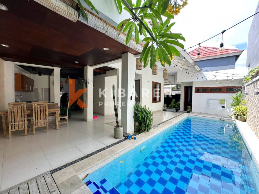 Sublease Possibility Three Bedroom Open Living Villa Situated in Tumbak Bayuh — image 4