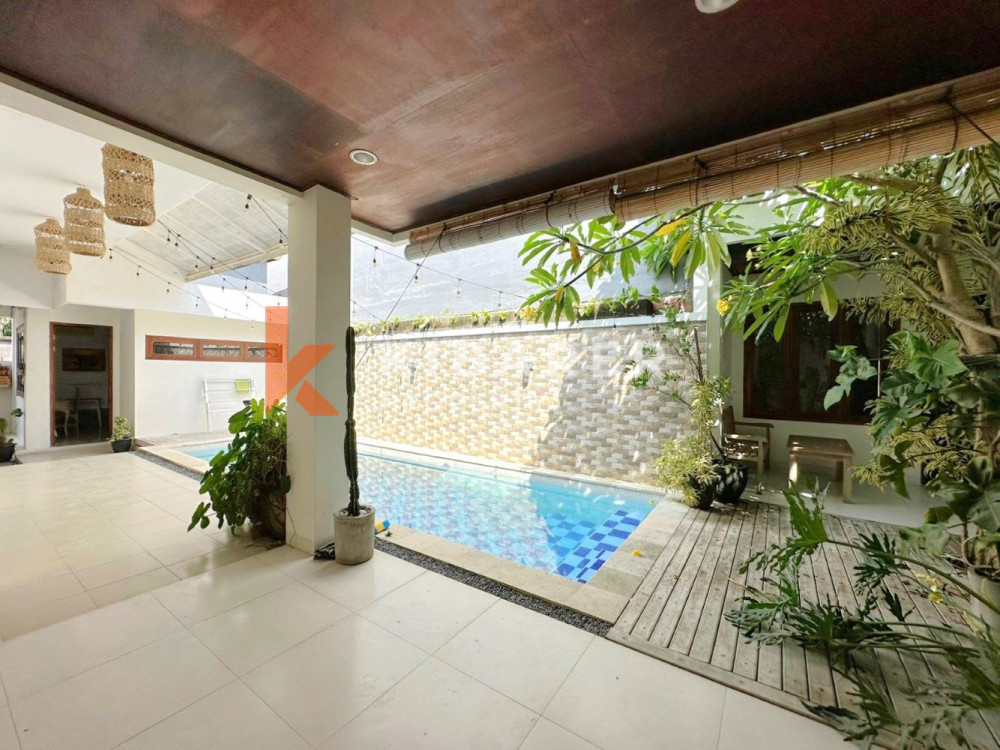 Sublease Possibility Three Bedroom Open Living Villa Situated in Tumbak Bayuh — image 8