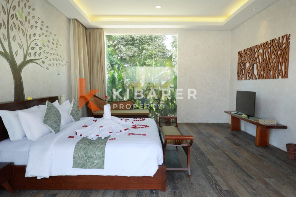 Wonderful Two Bedroom Complex Villa With Enclosed Living in Nusa Dua — image 7