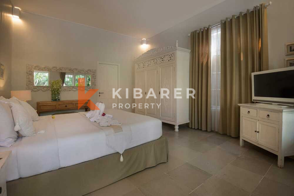 Peacefully Two Bedroom Open Living Villa Nestled in Seminyak — image 9
