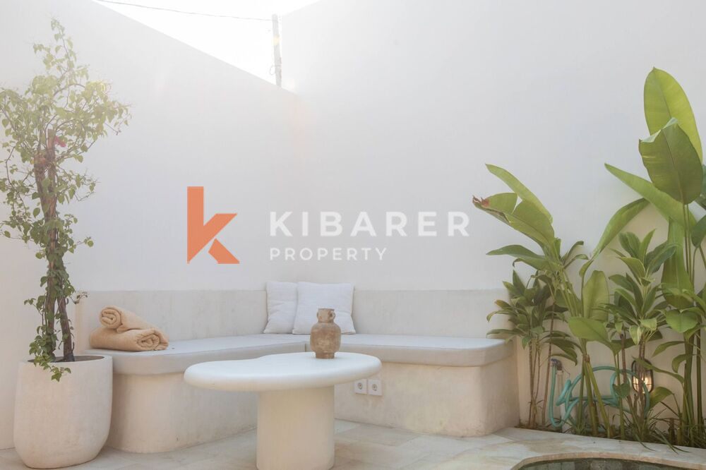 Magnificent Three-Bedroom Mediterranean Villa with Closed Living Room in Pererenan — image 4