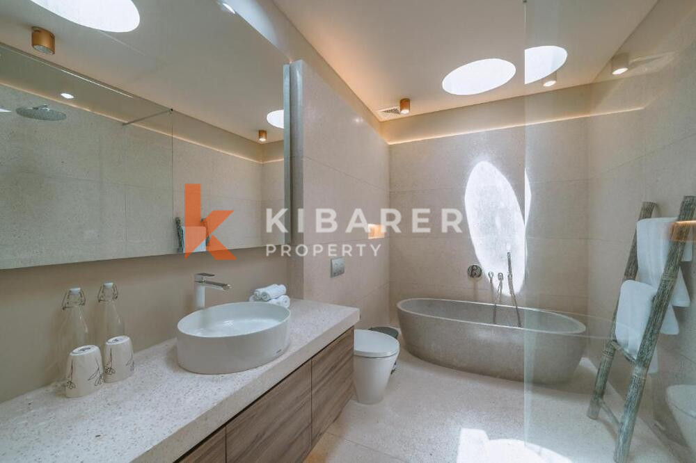 Elegant Two-Bedroom Aesthetic Townhouse Located in Berawa — image 11