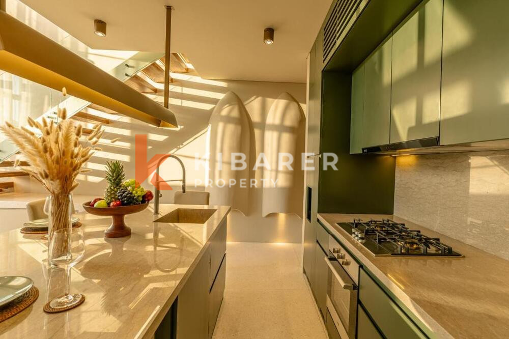 Stylish Two Bedroom Aesthetic Townhouse Set in Berawa — image 5