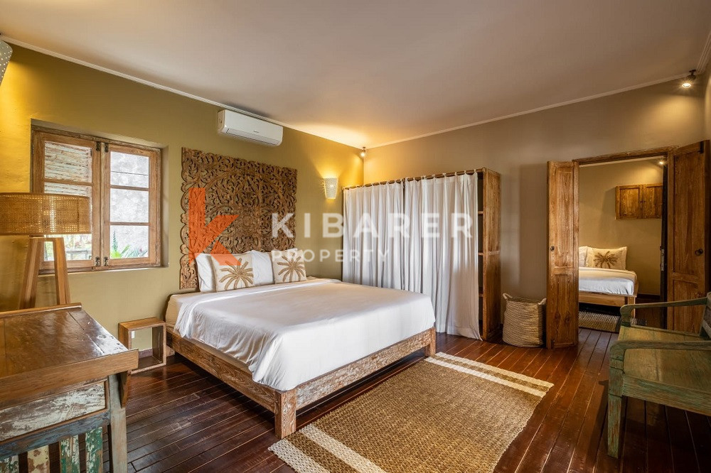 Four-Bedroom Gated Villa with Rice Field View in Canggu — image 2
