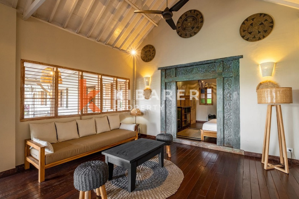 Four-Bedroom Gated Villa with Rice Field Views in Canggu — image 6