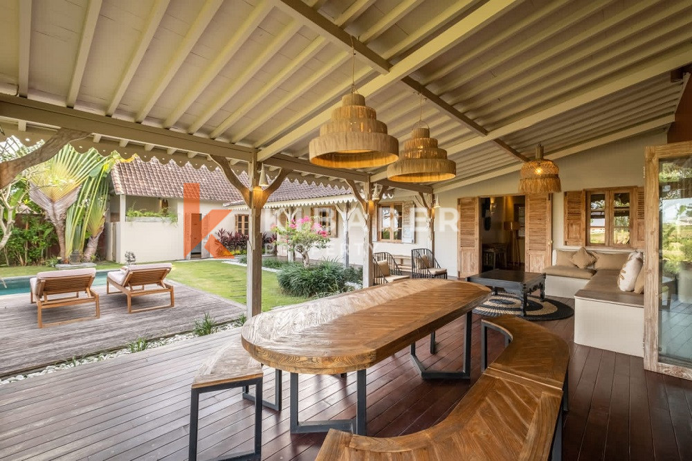 Four-Bedroom Gated Villa with Rice Field Views in Canggu — image 10
