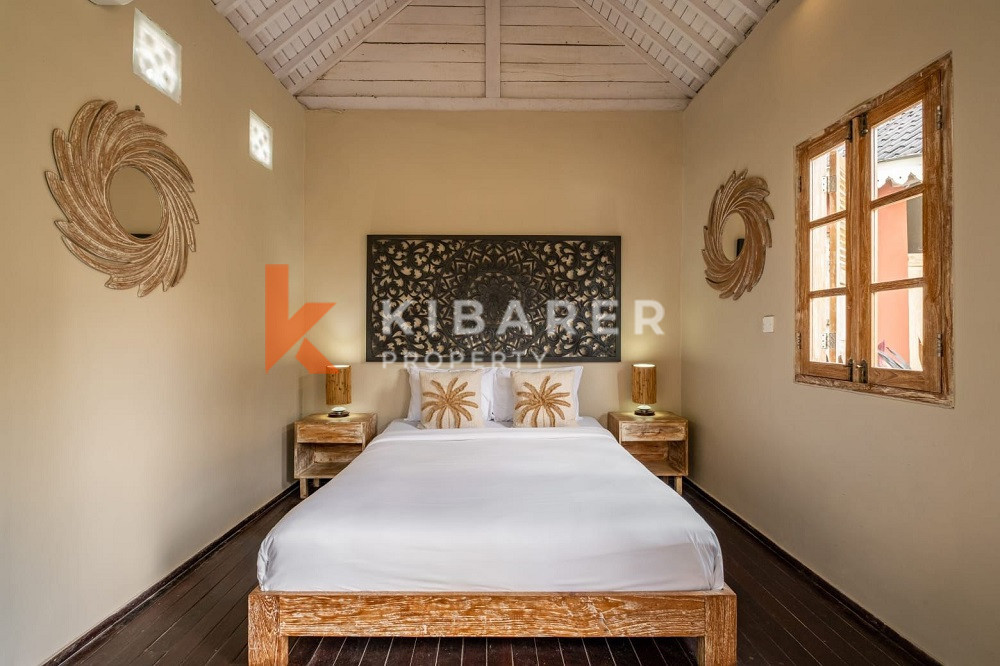 Four-Bedroom Gated Villa with Rice Field View in Canggu — image 16