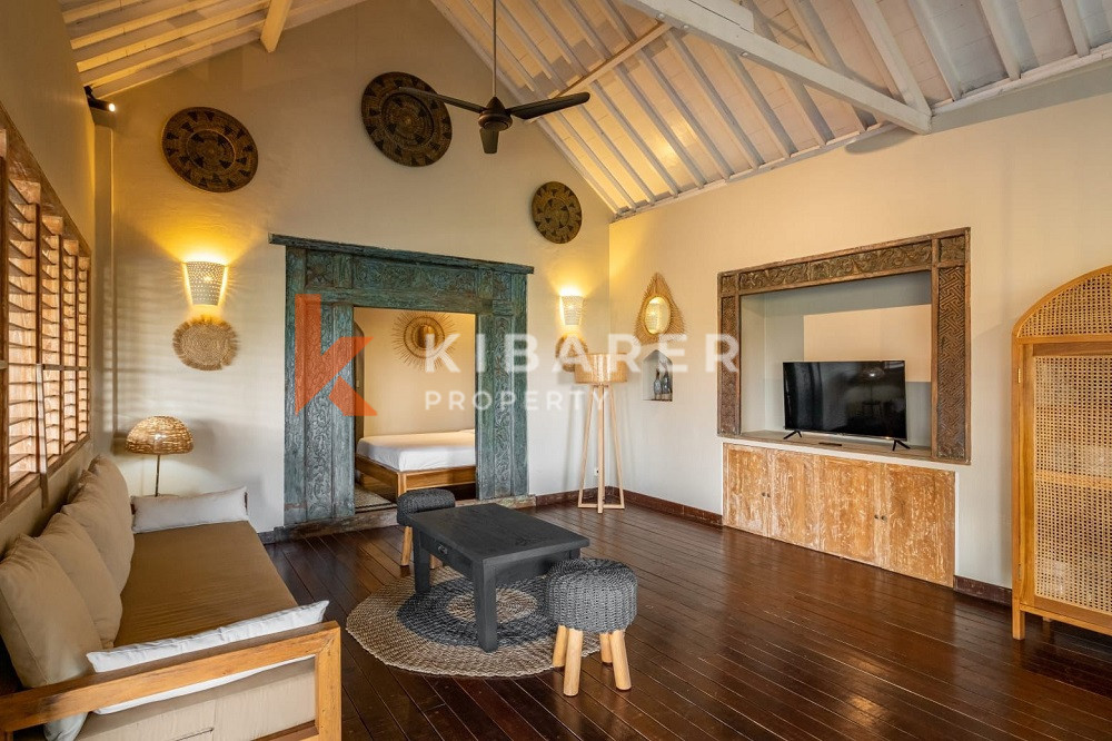 Four-Bedroom Gated Villa with Rice Field View in Canggu — image 18