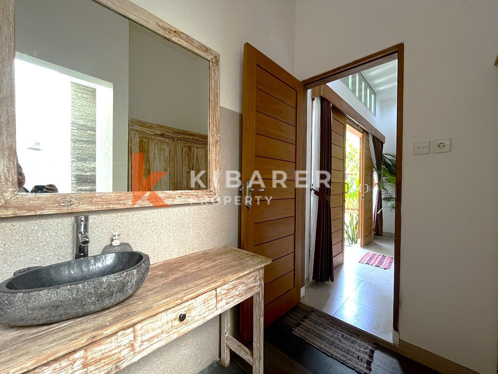 Beautiful Open Living Two-Bedroom Villa in the Exclusive Berawa Area — image 9