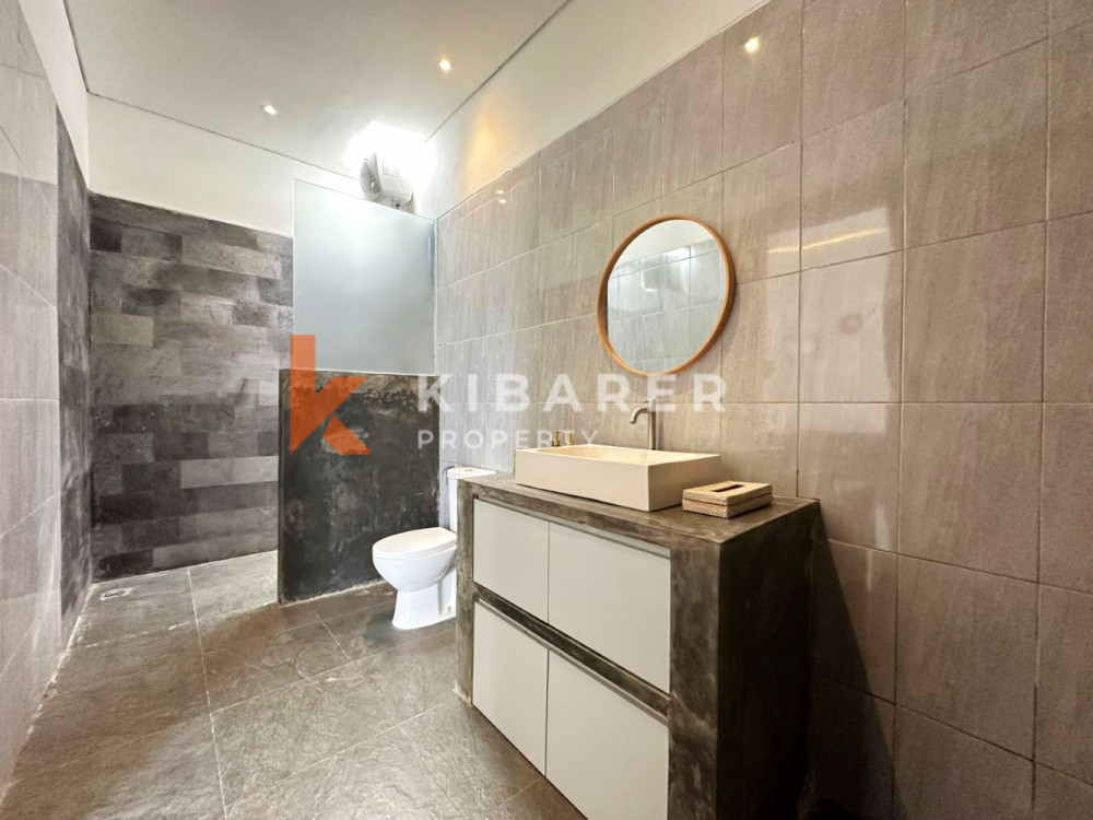 Spacious Three Bedroom Villa Nestled in Peaceful Area of Tumbak Bayuh — image 13