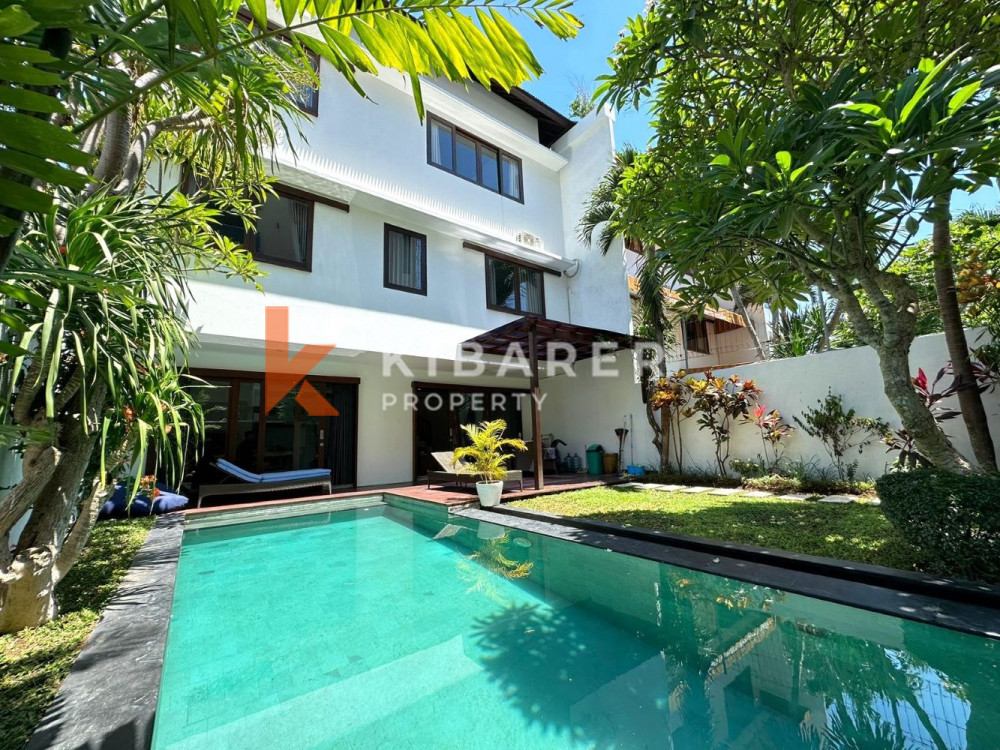 Three Bedrooms Villa in Echo Beach