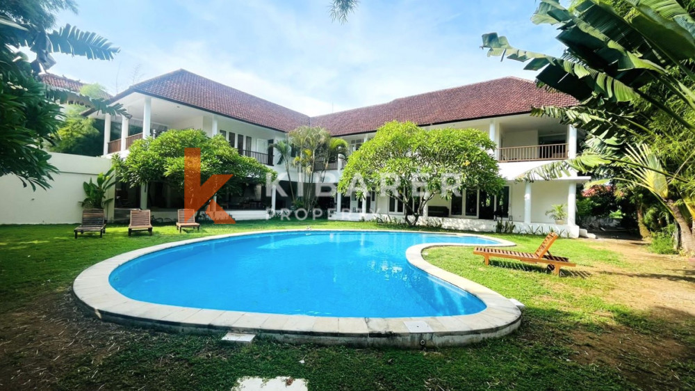 Four Bedrooms Open Living Villa in Umalas