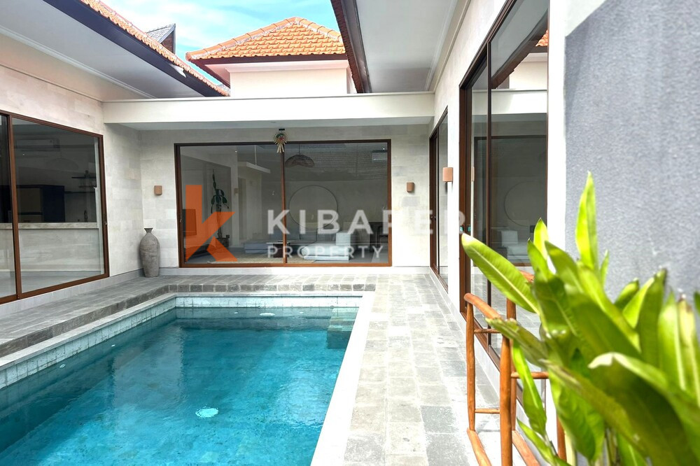 Modern Two-Bedroom Villa in Cemagi — image 3