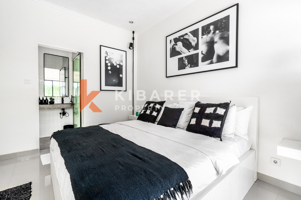 Bright Three-Bedroom Villa with Scandinavian Touches in a Prime Canggu Location — image 16