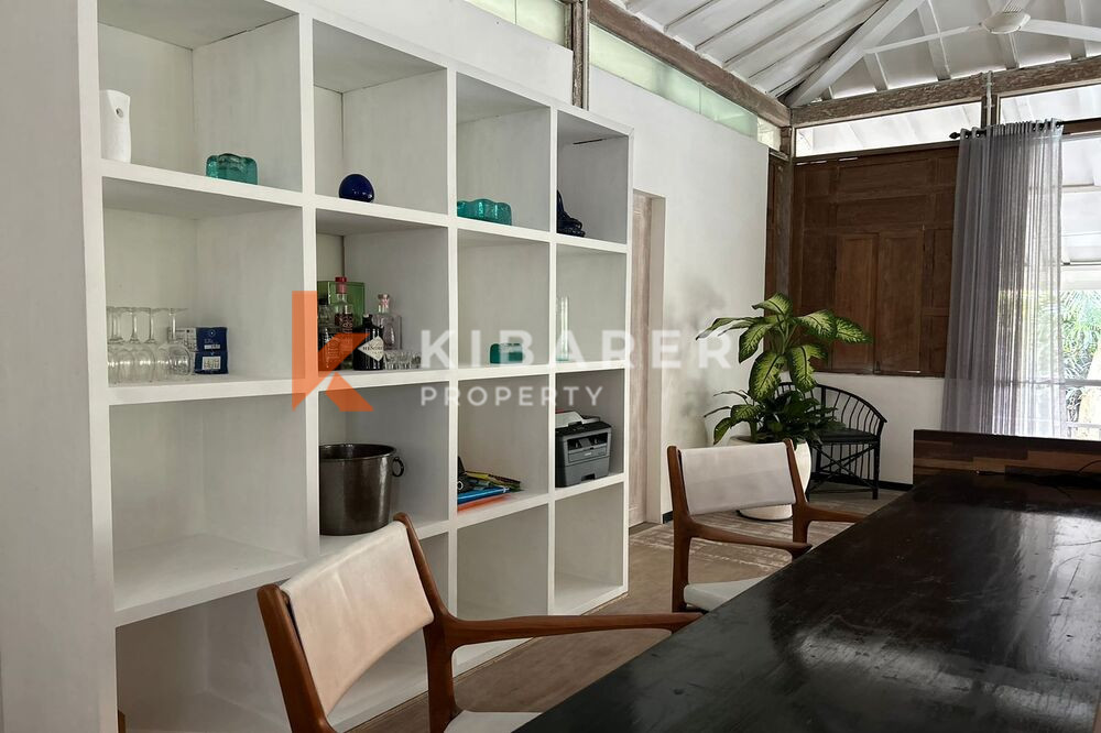 Beautiful Three-Bedroom Joglo Villa in Gated Community in Canggu — image 9