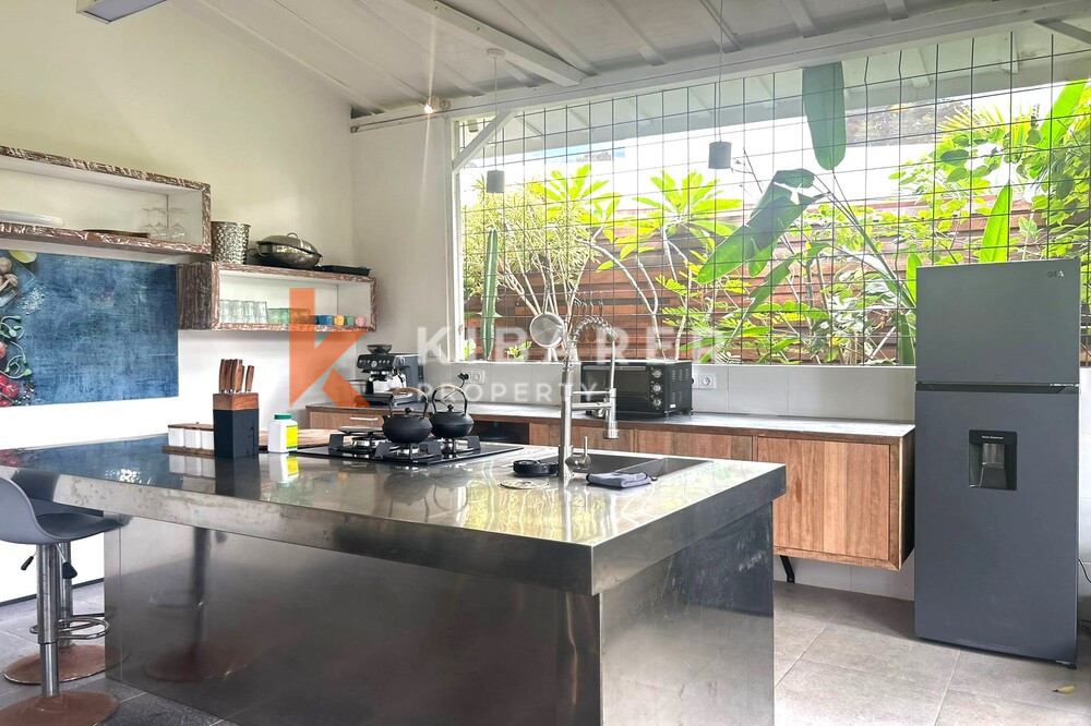 Beautiful Three-Bedroom Joglo Villa in Gated Community in Canggu — image 15