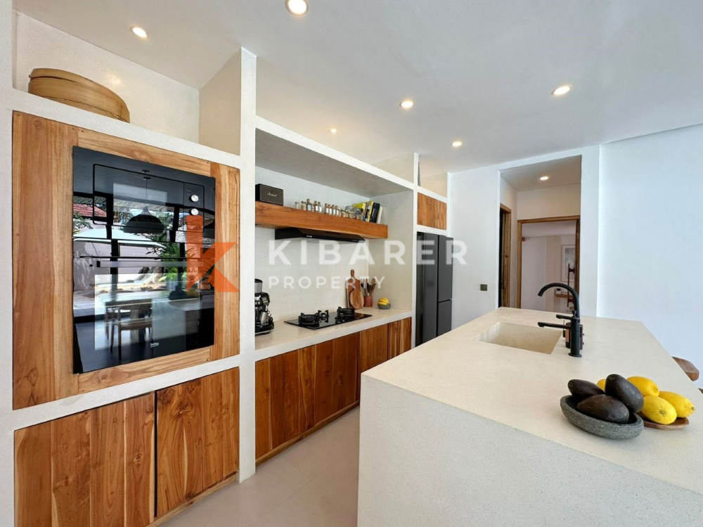 Four Bedroom Villa with Pool and Jacuzzi in Umalas — image 7