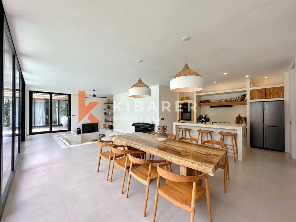 Four Bedroom Villa with Pool and Jacuzzi in Umalas — image 5