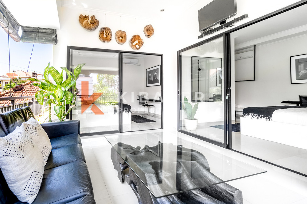 Stunning Three Bedroom Open Living Room Scandinavian Villa in Canggu — image 15