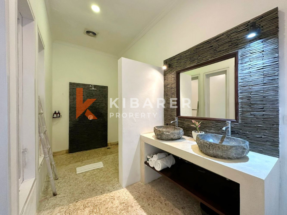 3 Bedroom Villa with Enclosed Living — image 19