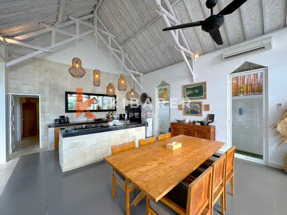 3 Bedroom Villa with Enclosed Living — image 4