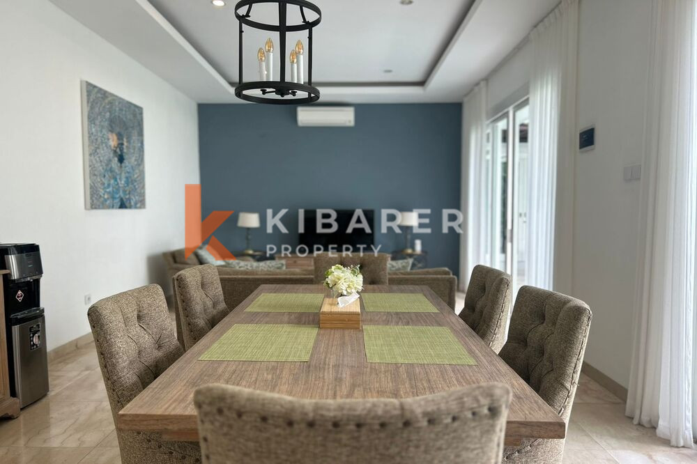 Luxurious Two Bedroom Enclosed Living Colonial Style Villa in Umalas — image 6