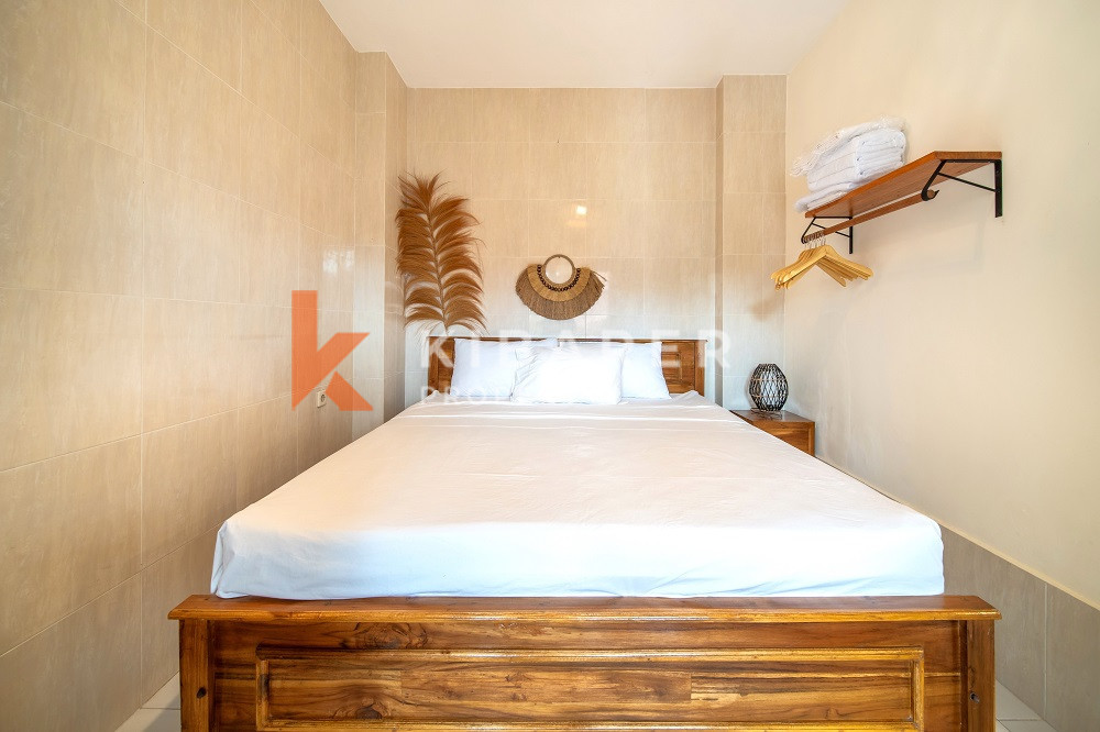 Comfortable and Elegant Three-Bedroom Villa with Rooftop in Canggu — image 12