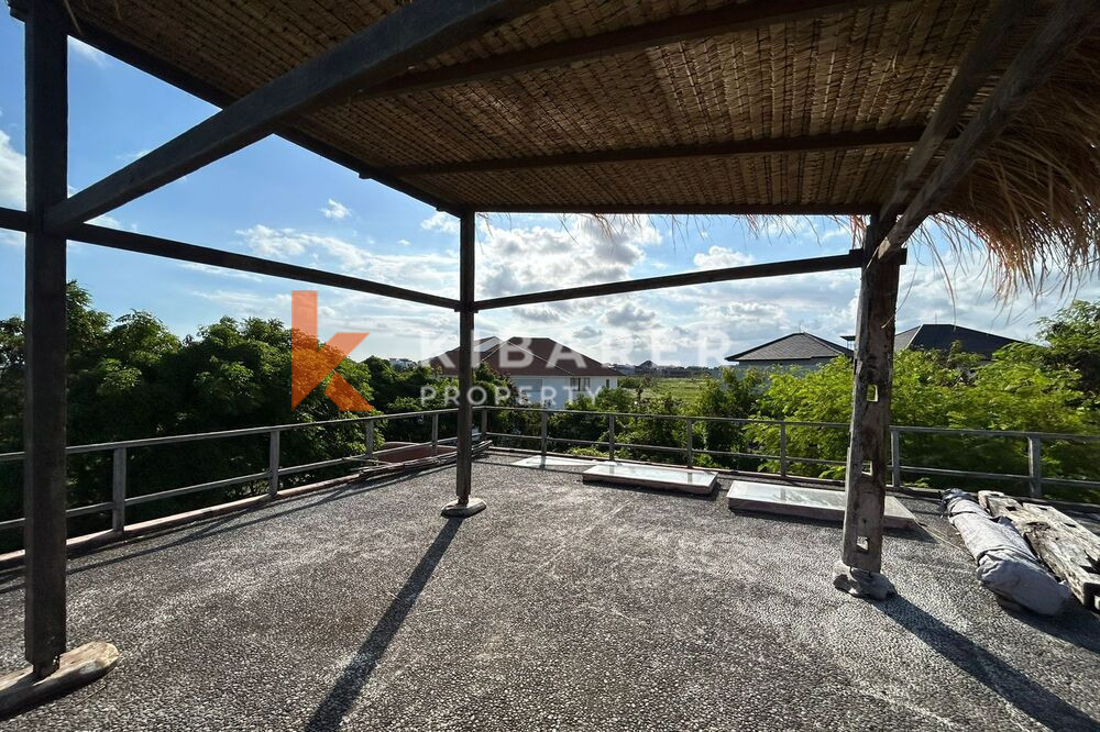 Unique Open-Living Three-Bedroom Villa Escape in Canggu — image 7