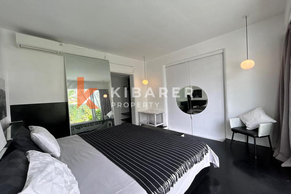 Aesthetic Two Bedroom Villa Open Living Room in Seminyak — image 8