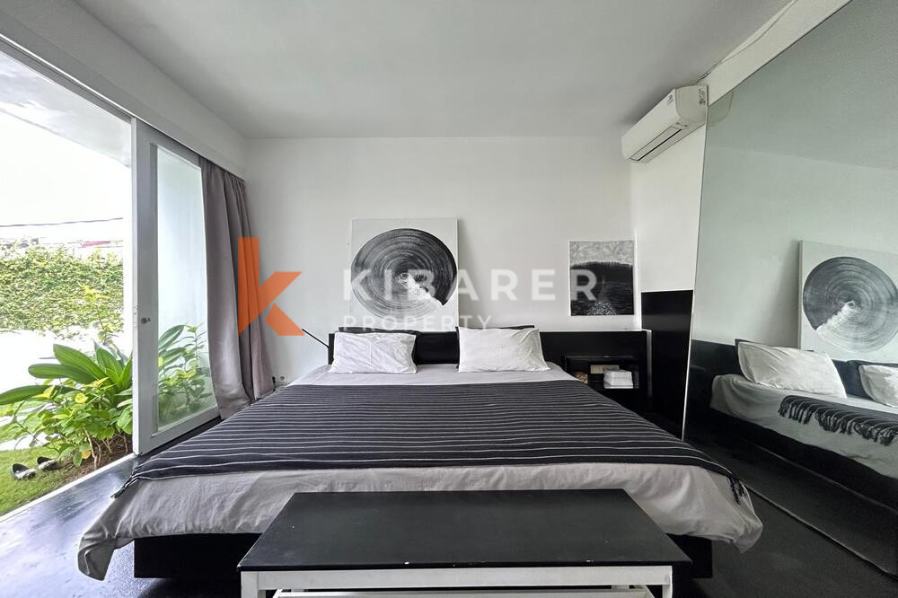 Aesthetic Two Bedroom Villa Open Living Room in Seminyak — image 10