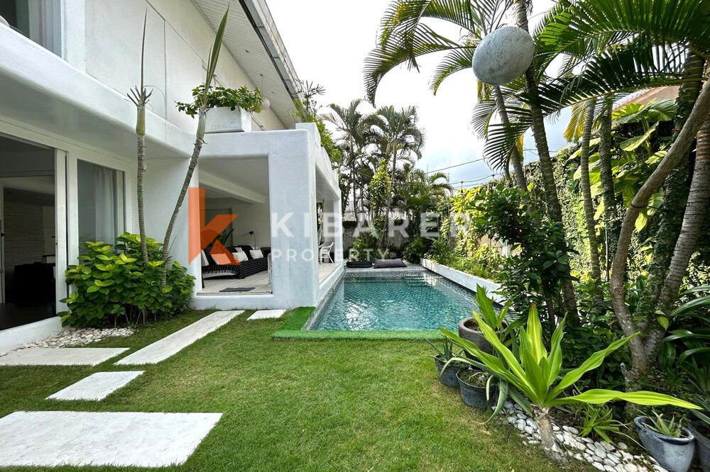 Aesthetic Two Bedroom Villa Open Living Room in Seminyak — image 2