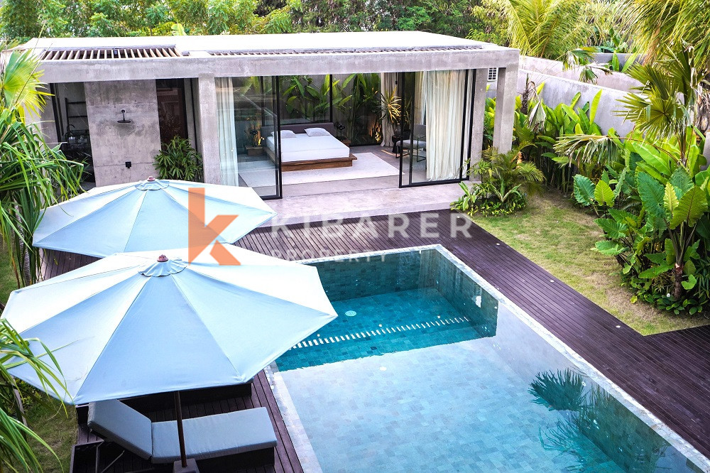 Luxury Three-Bedroom Villa with Enclosed Living Room and High-Quality Design on the Edge of Canggu — image 7