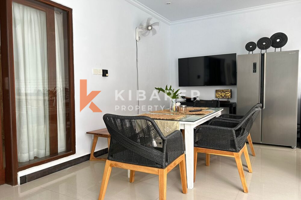 Comfortable Two-Bedroom Tropical Villa with Open Living Room in Berawa — image 7