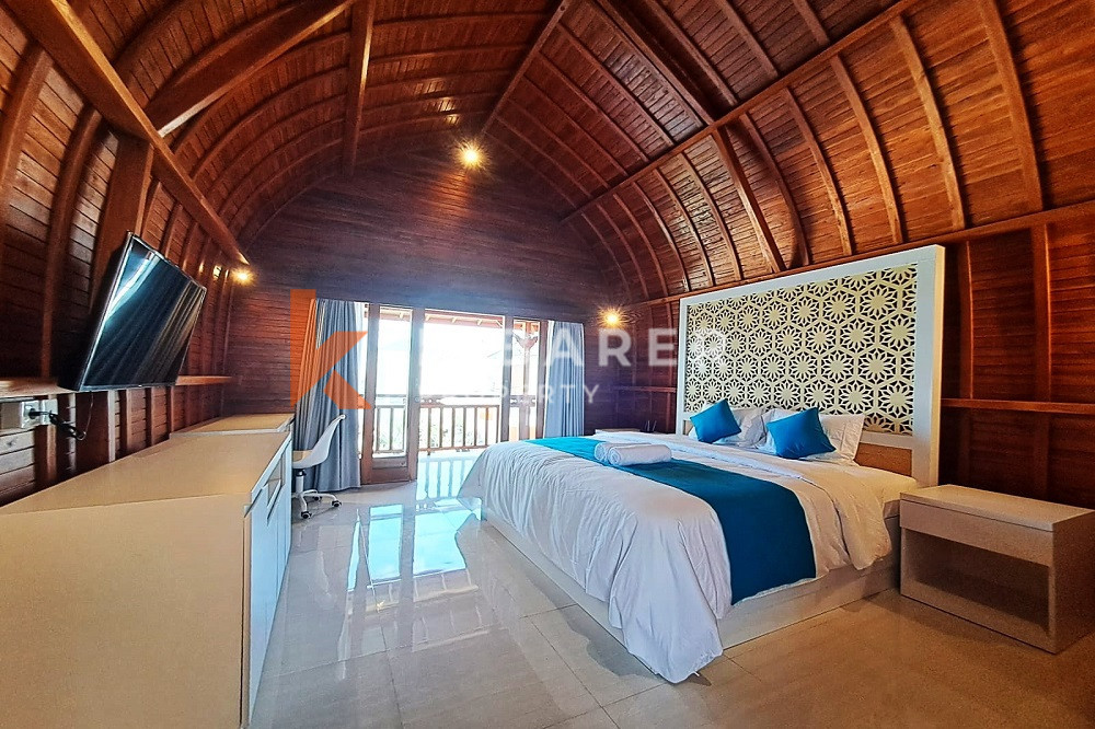 Charming Mix Joglo Two-Bedroom Villa Close to the Beach in Seseh — image 7