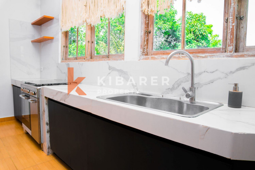 One Bedroom Enclosed Living Apartment in Tumbak Bayuh — image 3