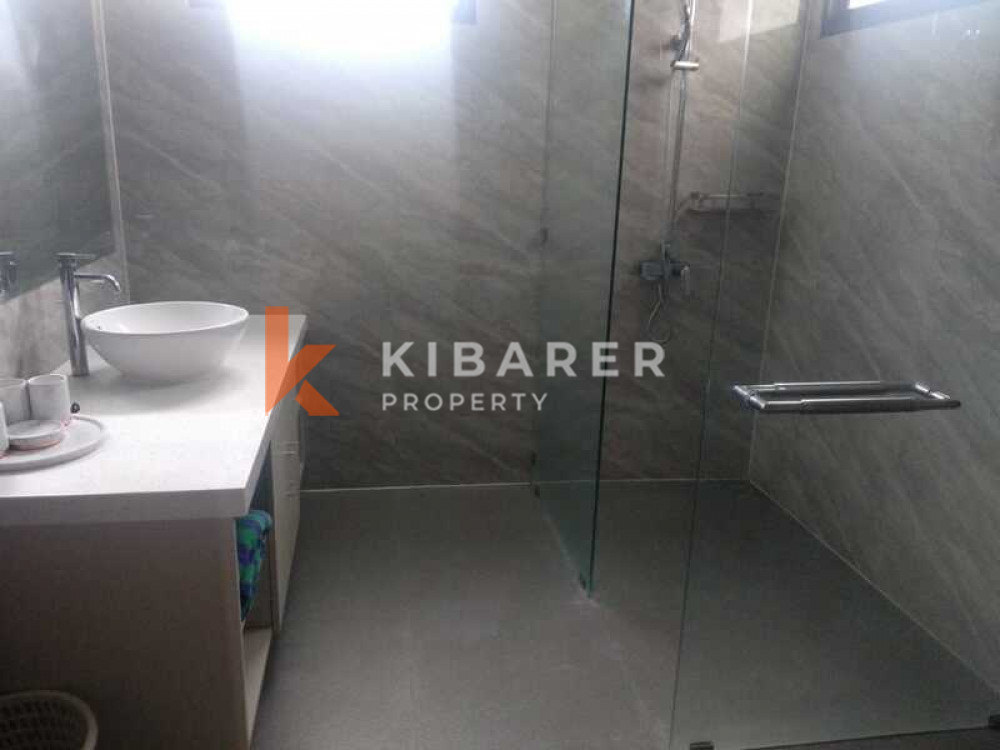 Beachside Three Bedroom Villa for Rent in Nyanyi — image 17