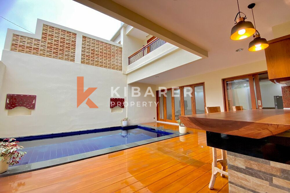 Comfortable Two Bedroom Enclosed Living Room Villa in Sanur — image 1