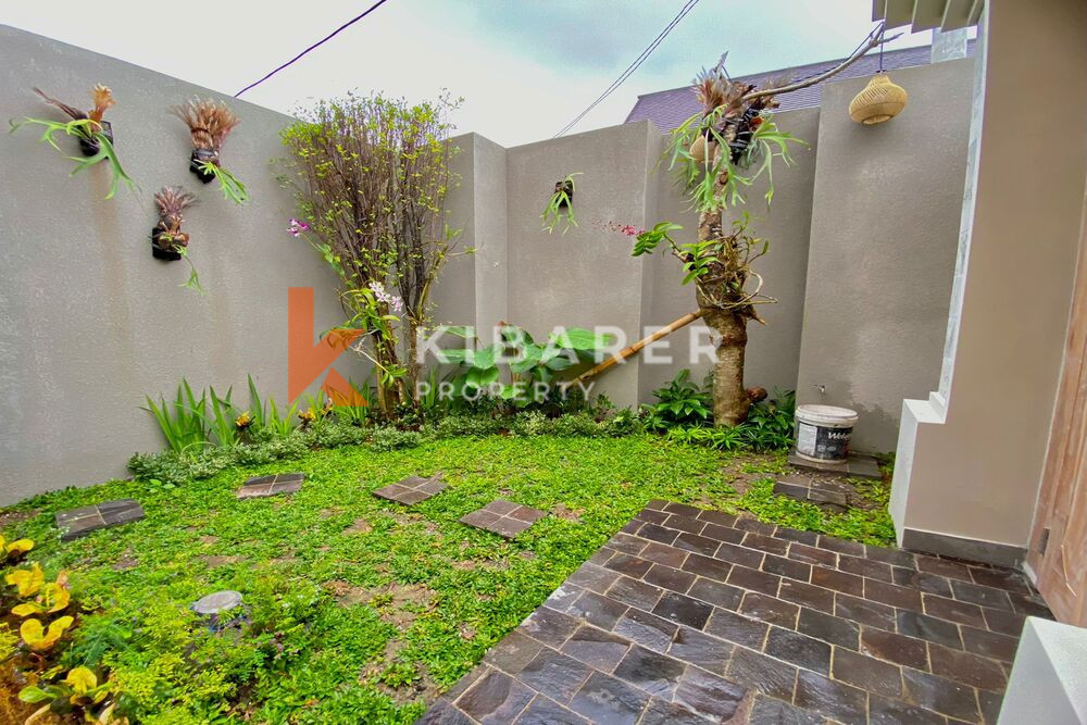 Comfortable Two Bedroom Enclosed Living Room Villa in Sanur — image 5