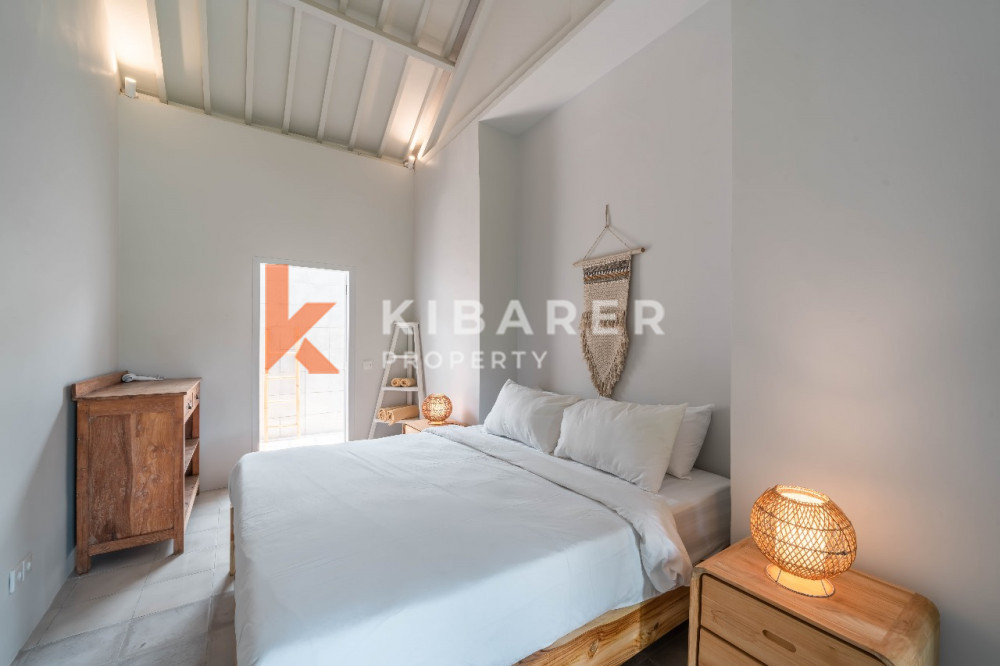 Five-Bedroom Indonesian Style Villa for Rent in Canggu — image 11