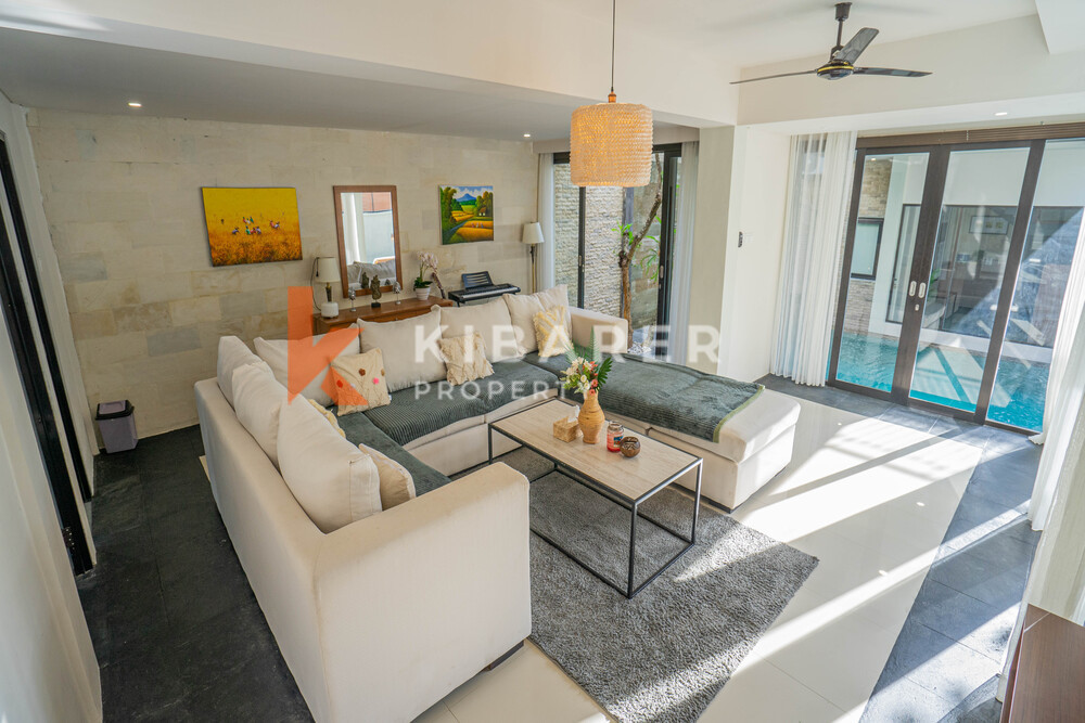 Marvelous Four-Bedroom Enclosed Living Room Luxury Villa in Jimbaran — image 8