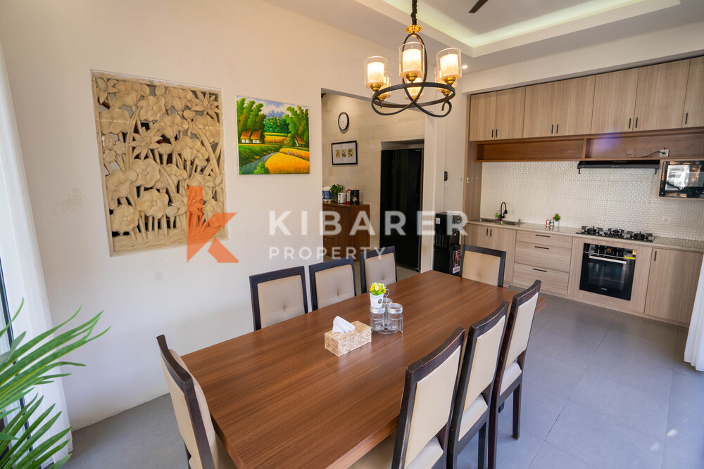 Marvelous Four-Bedroom Enclosed Living Room Luxury Villa in Jimbaran — image 16