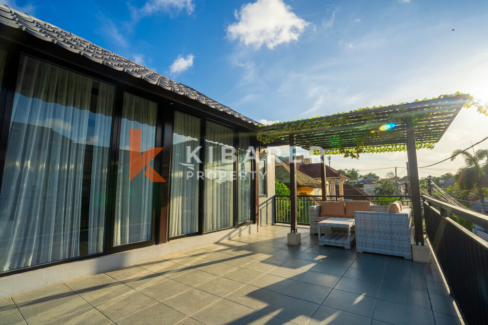 Marvelous Four-Bedroom Enclosed Living Room Luxury Villa in Jimbaran — image 4