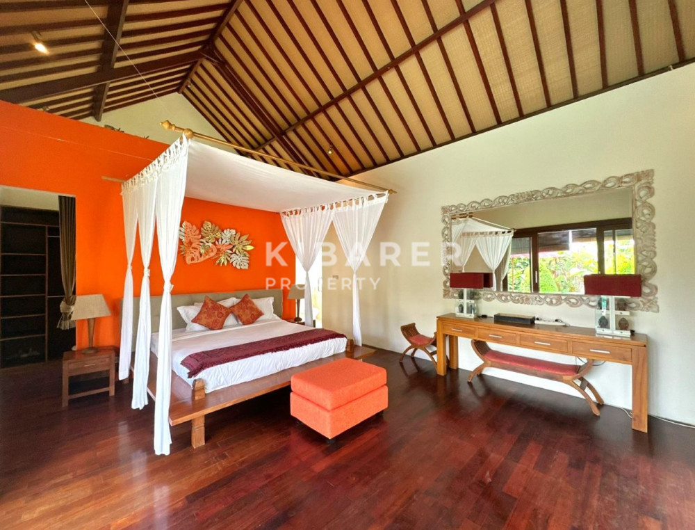 Spacious Four-Bedroom Villa in Babakan — image 18