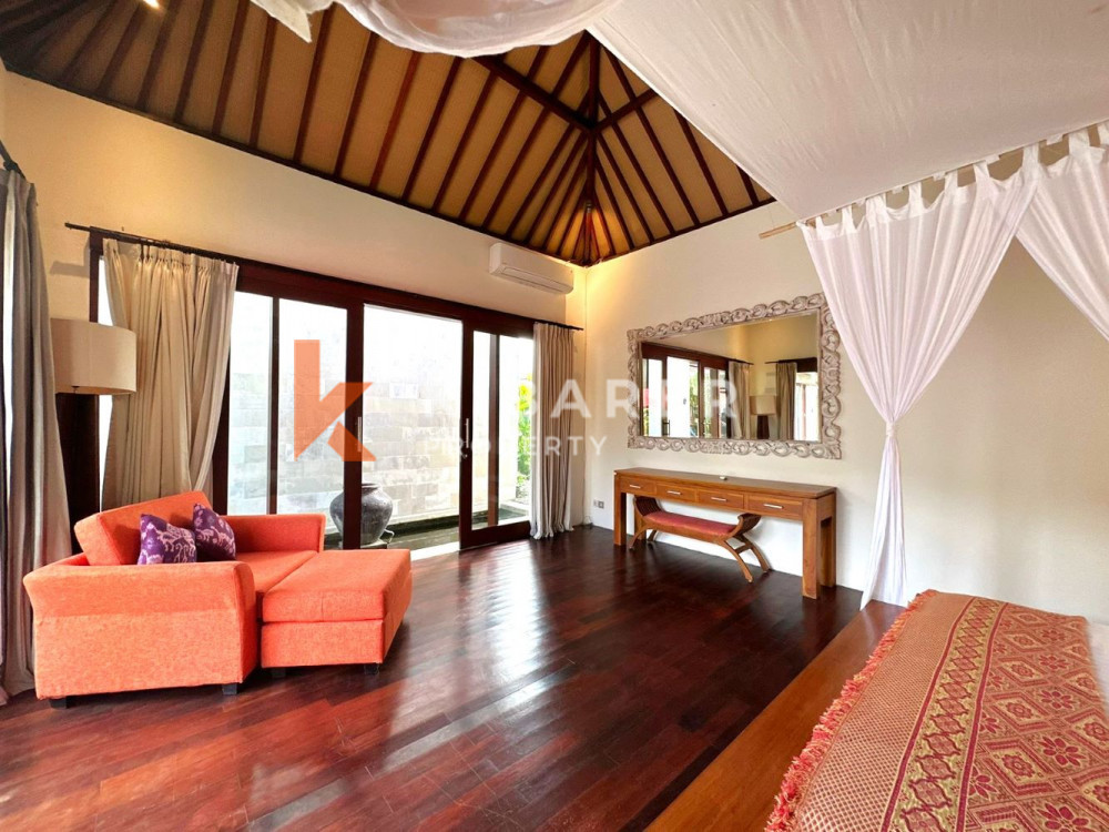 Spacious Four-Bedroom Villa in Babakan — image 9