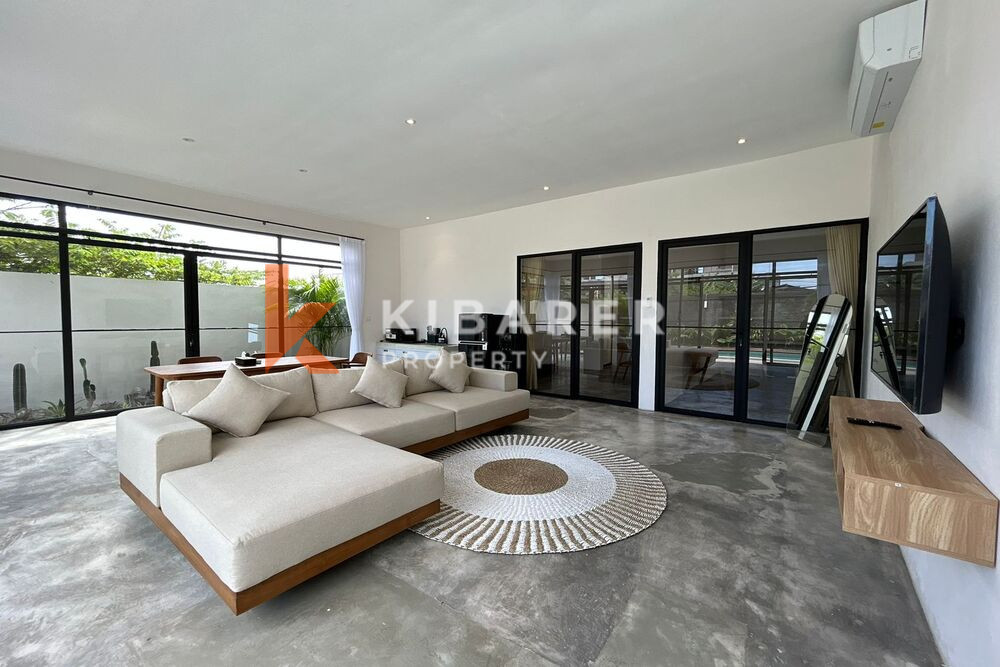 Delight Three Bedroom Enclosed Living Tropical Villa Situated in Canggu — image 7