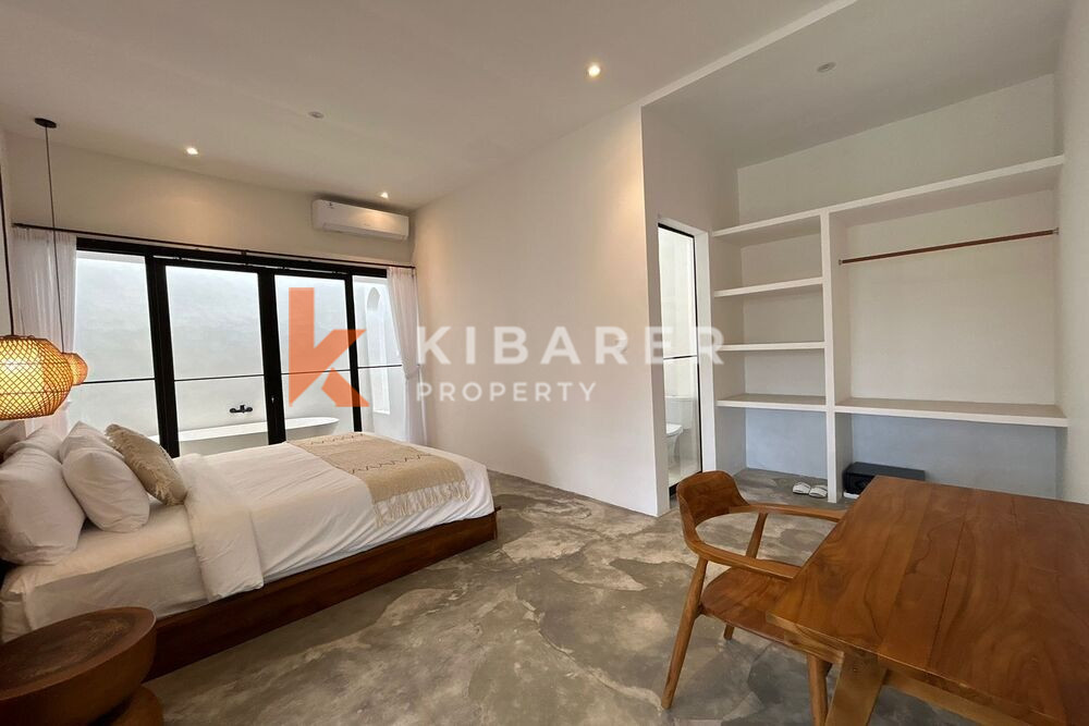 Delight Three Bedroom Enclosed Living Tropical Villa Situated in Canggu — image 11