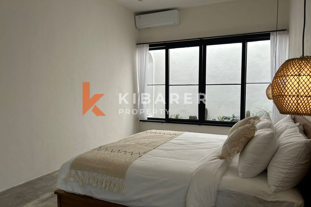 Delight Three Bedroom Enclosed Living Tropical Villa Situated in Canggu — image 13