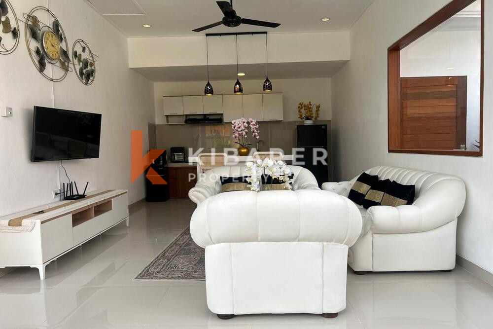 Delightful Two Bedroom Enclosed Living Villa Situated in Canggun Canggu — image 3