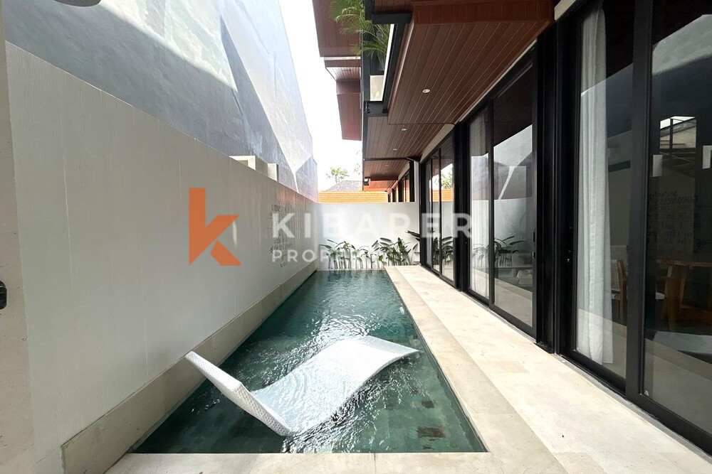 Exquisite Two Level Two Bedroom Contemporary Villa in Berawa — image 2